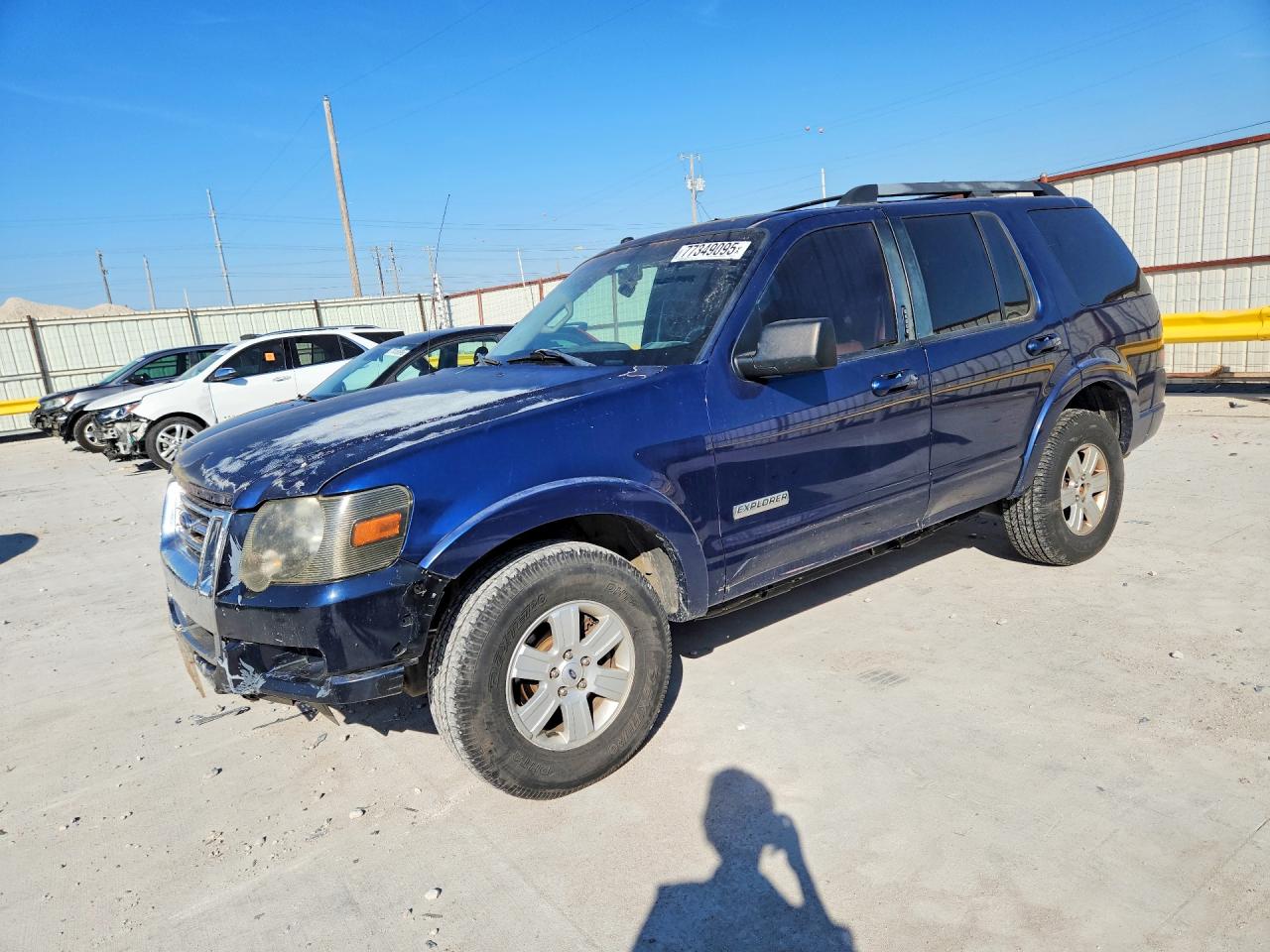 Salvage Ford Explorer Image