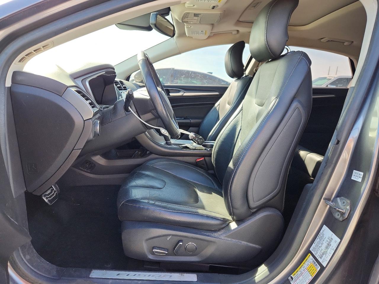 Ford Fusion Titanium Hev