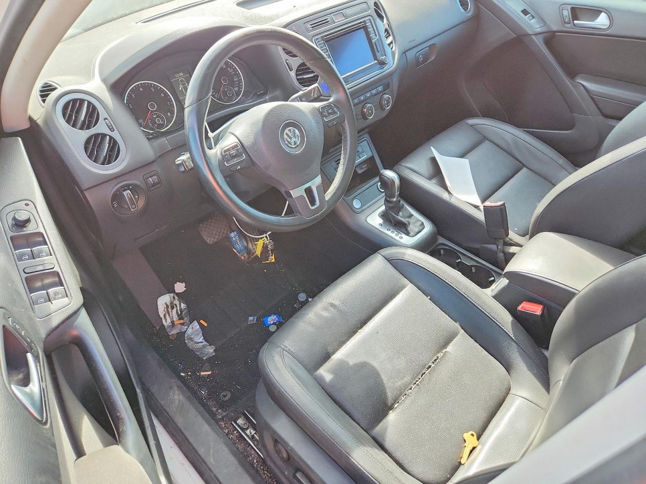 Volkswagen Tiguan S