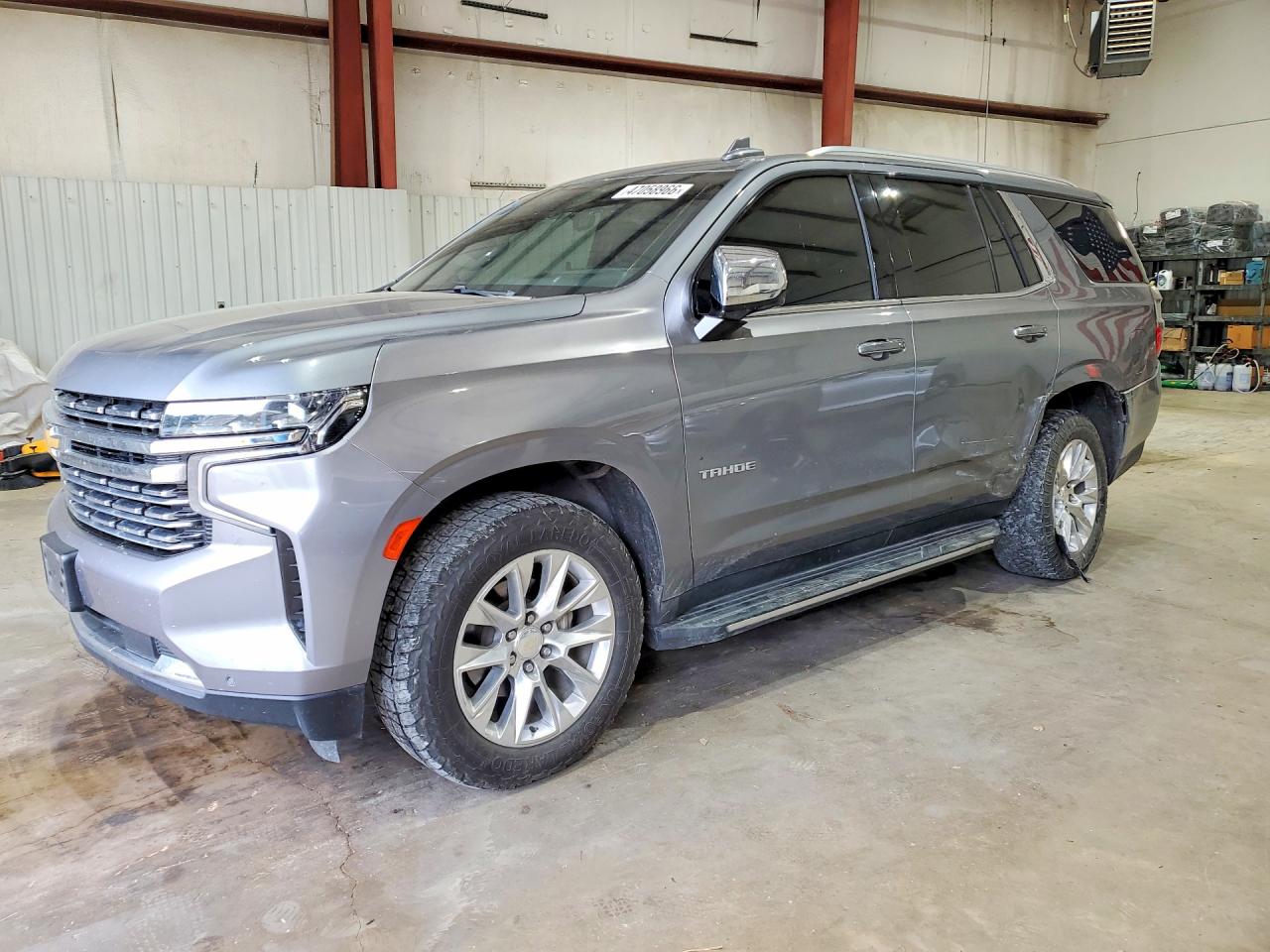 Salvage Chevrolet Tahoe Image