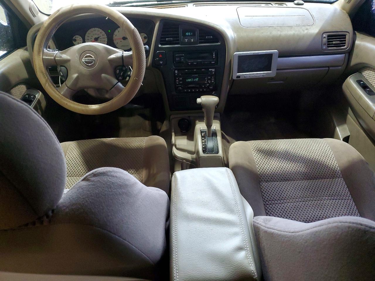 Nissan Pathfinder Se