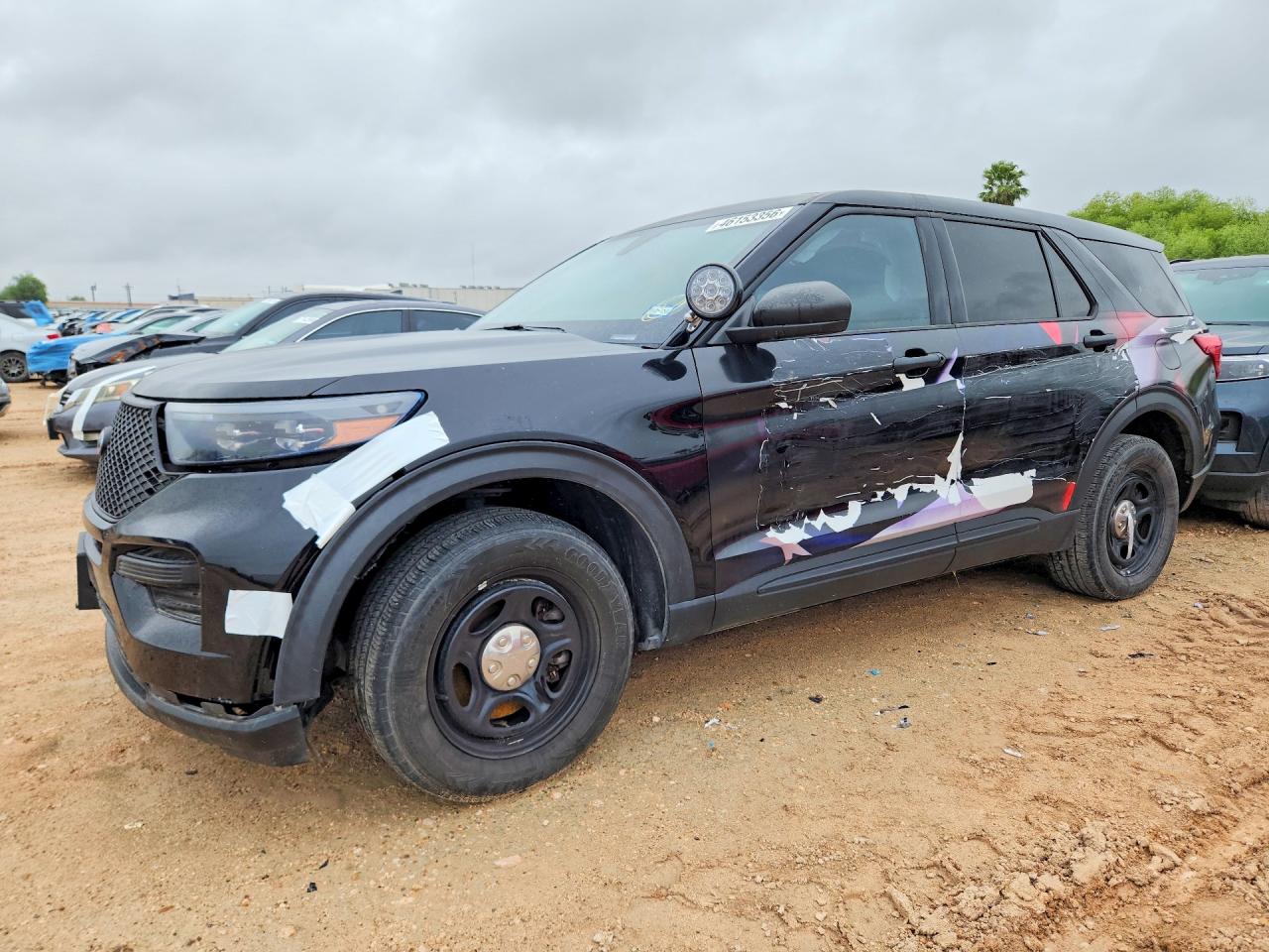 Salvage Ford Explorer Image