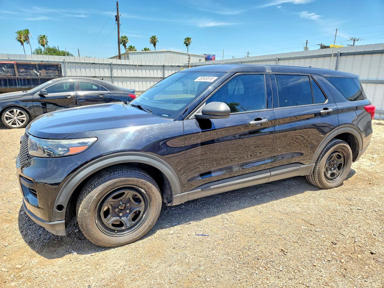Salvage Ford Explorer Image