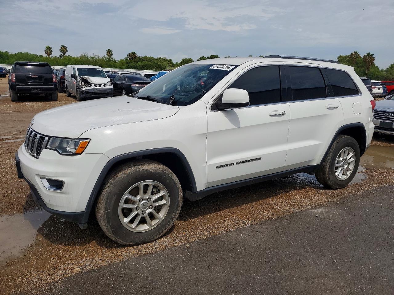 Salvage Jeep Cherokee Image