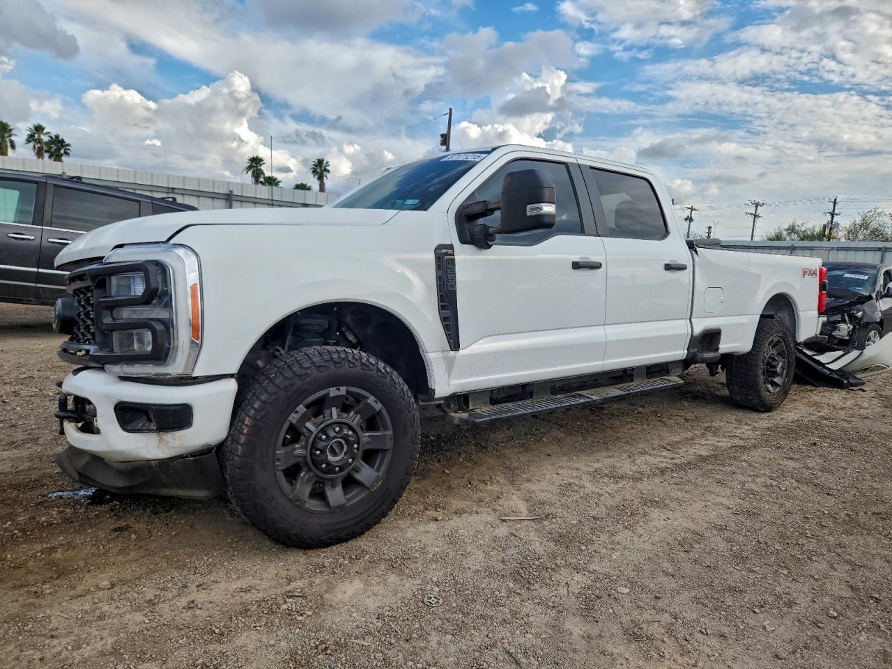 Salvage Ford F-250 Image