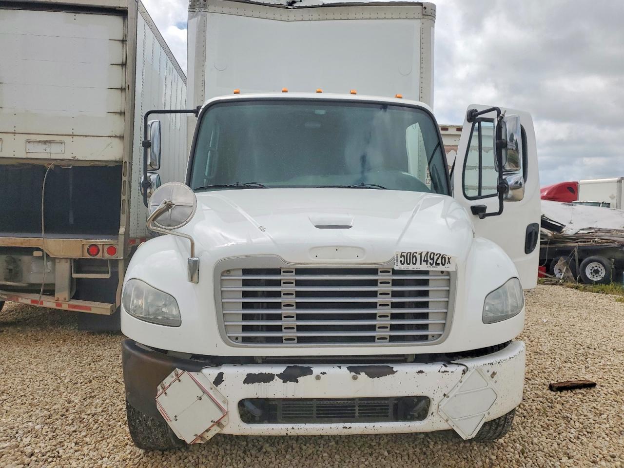 Freightliner M2
