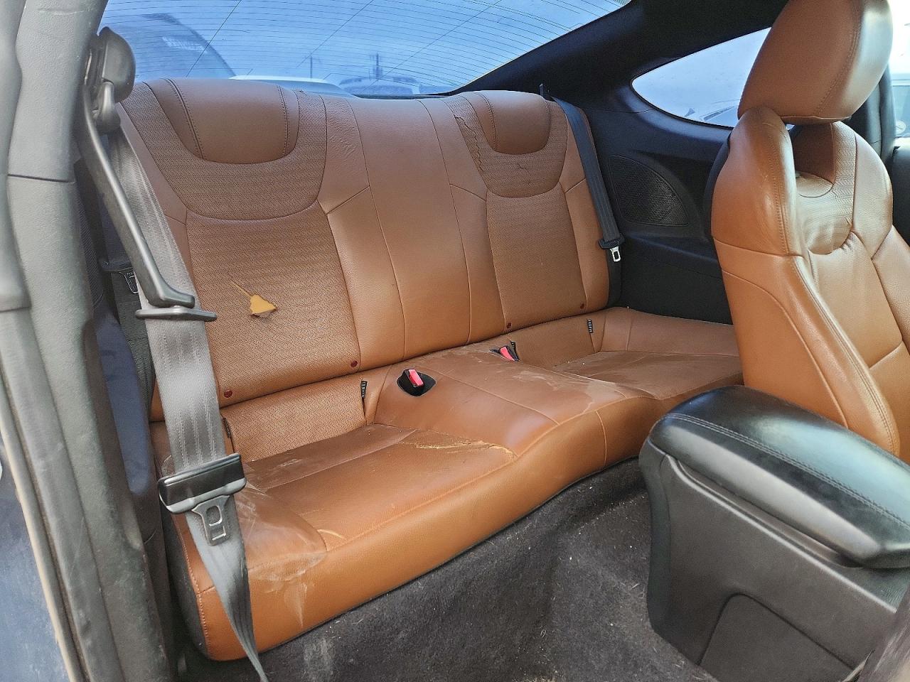 Hyundai Genesis 3.8l
