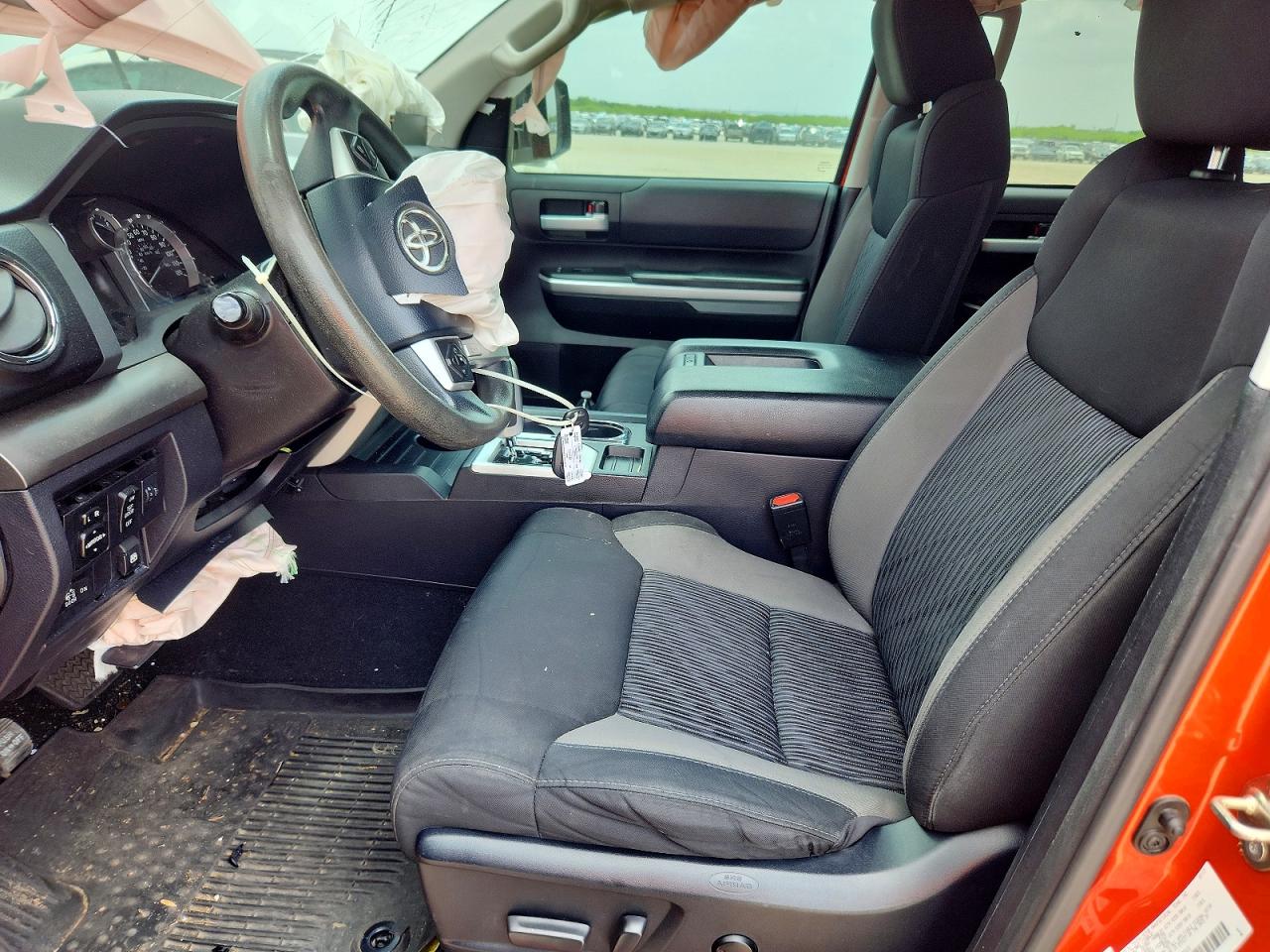 Toyota Tundra Sr5