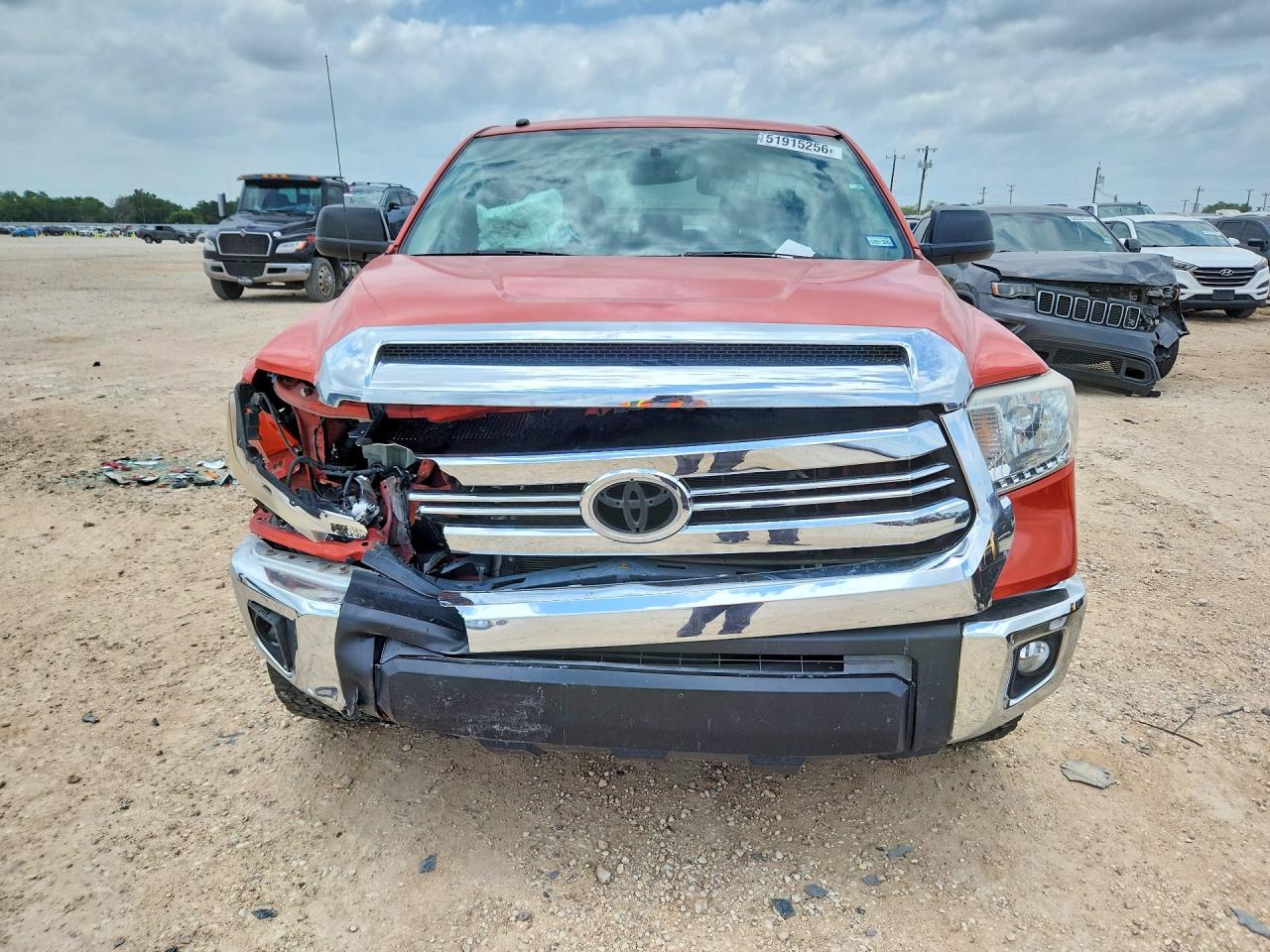 Toyota Tundra Sr5