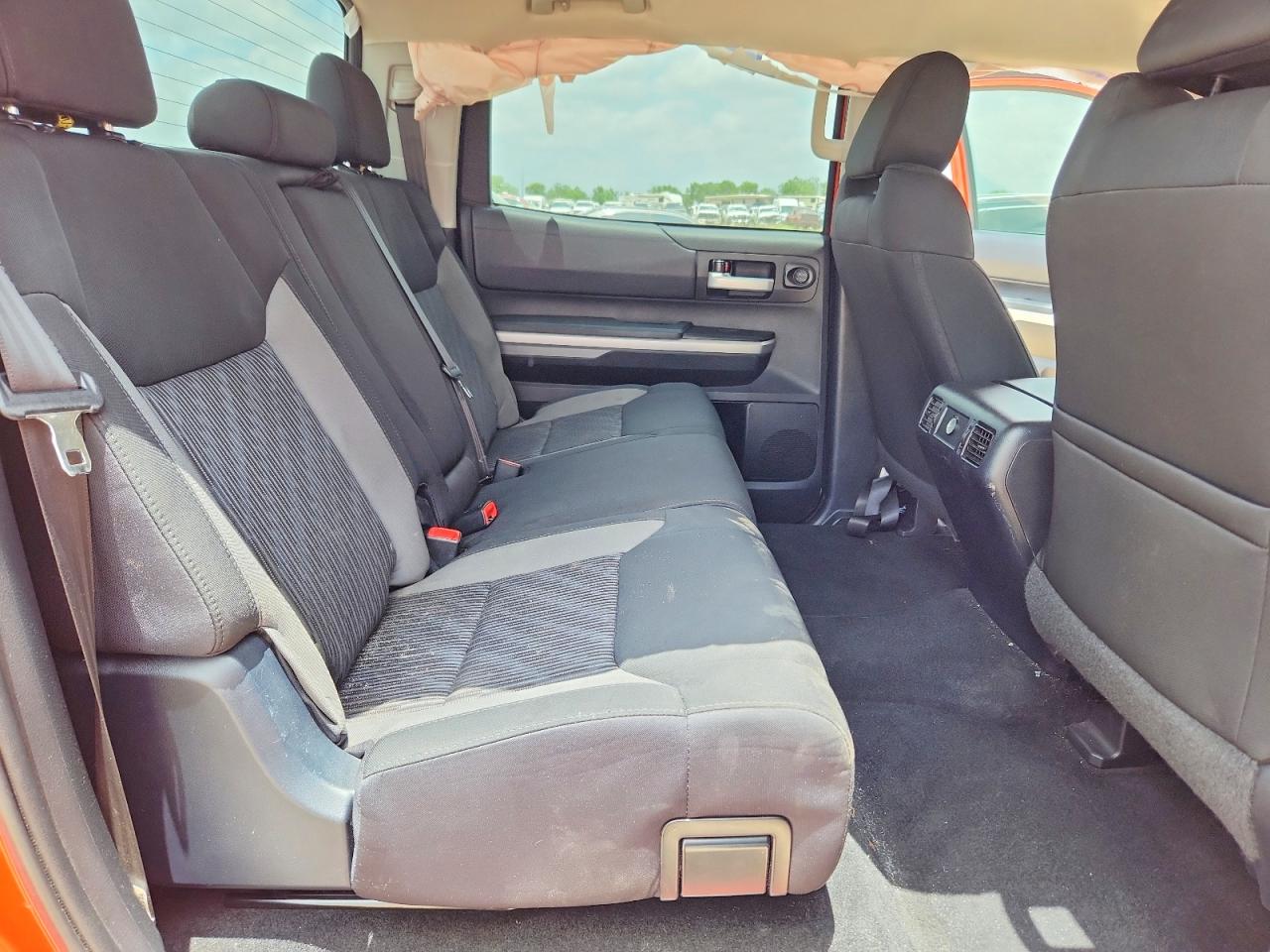 Toyota Tundra Sr5