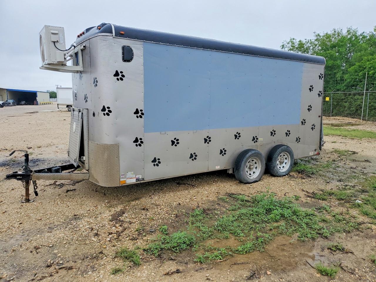 Salvage Interstate Manufactu Other Image