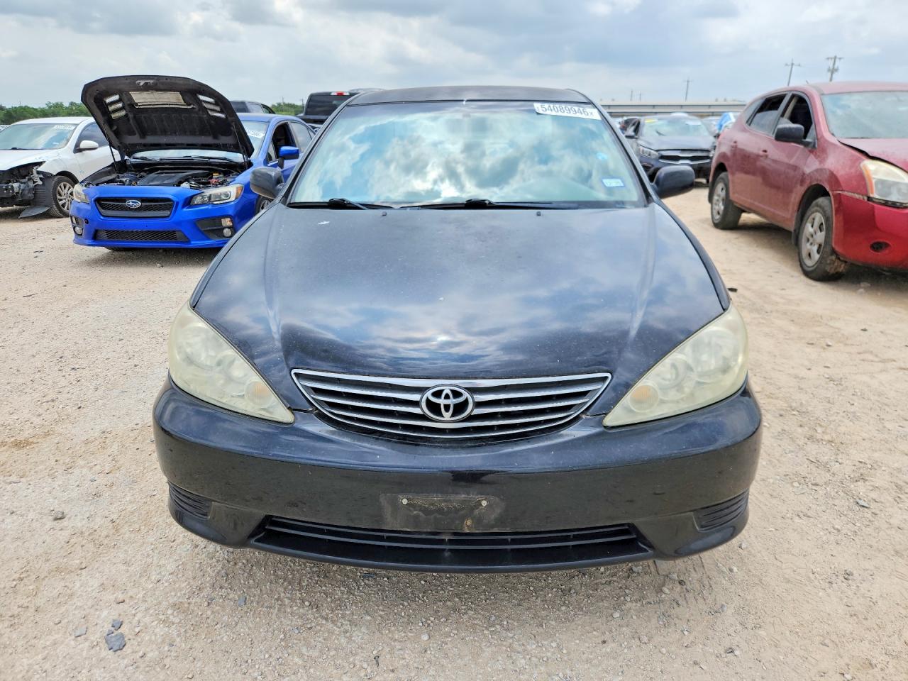 Toyota Camry Le V6