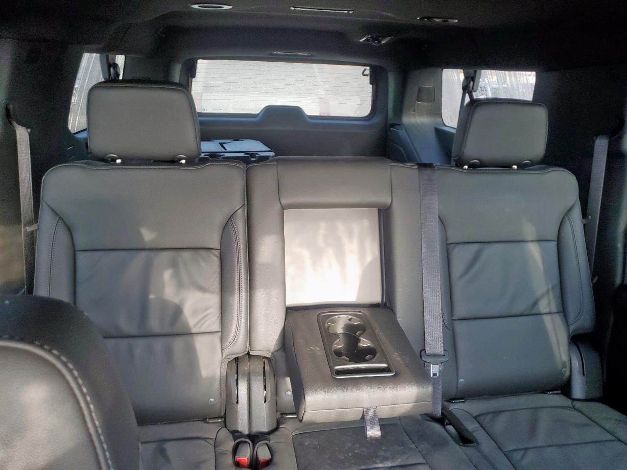 Chevrolet Suburban C1500 Lt
