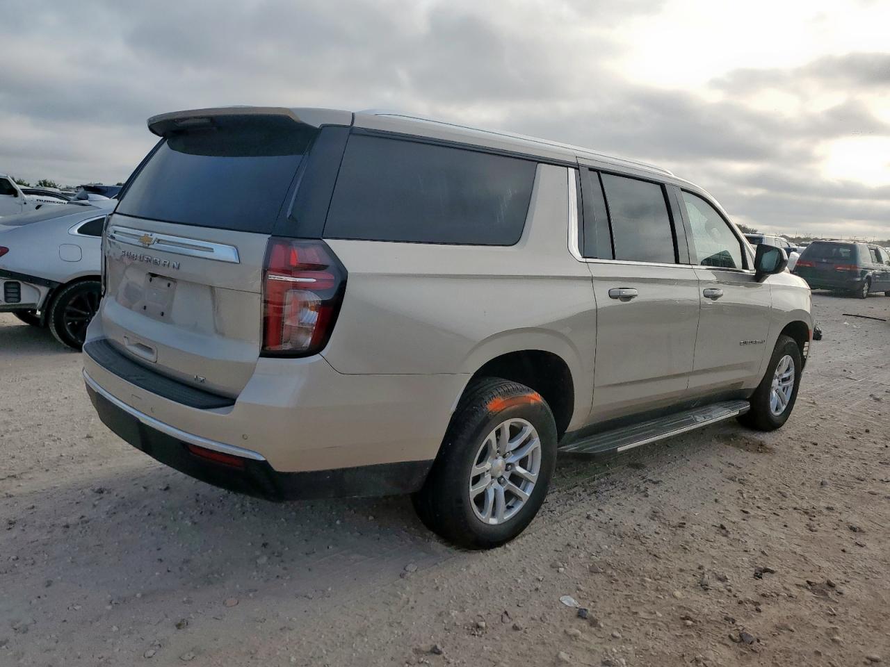 Chevrolet Suburban C1500 Lt