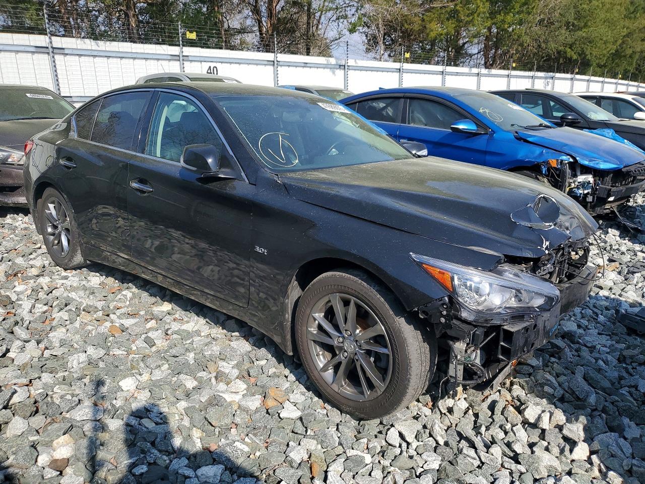 INFINITI Q50 3.0t 3.0t Signature Edition
