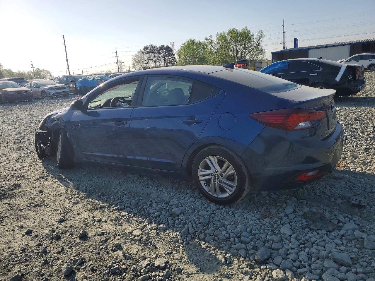 Hyundai ELANTRA Sel