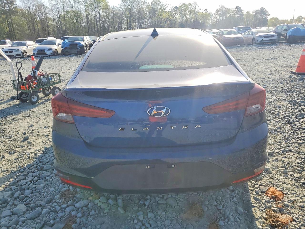 Hyundai ELANTRA Sel