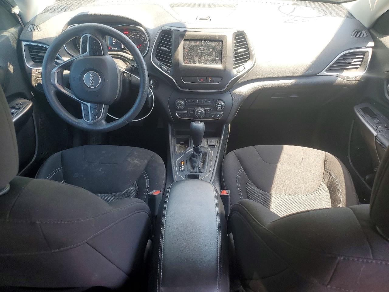 Jeep Grand Cherokee Latitude