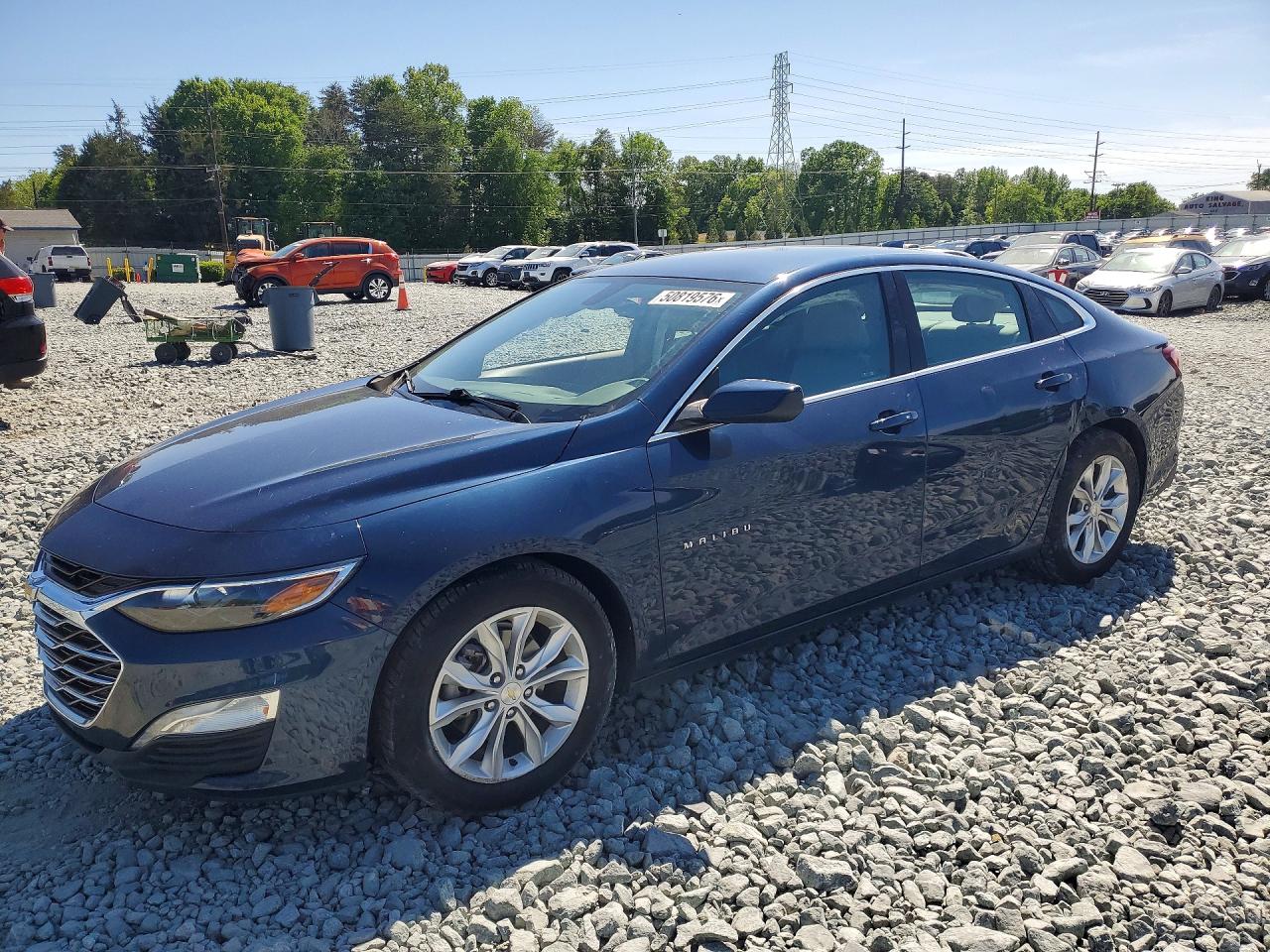 Salvage Chevrolet Malibu Image