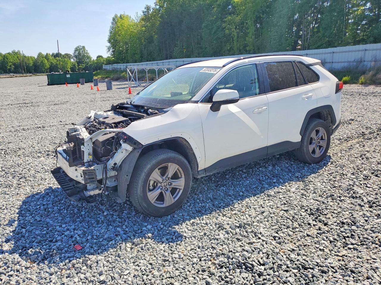 Salvage Toyota RAV4 Image