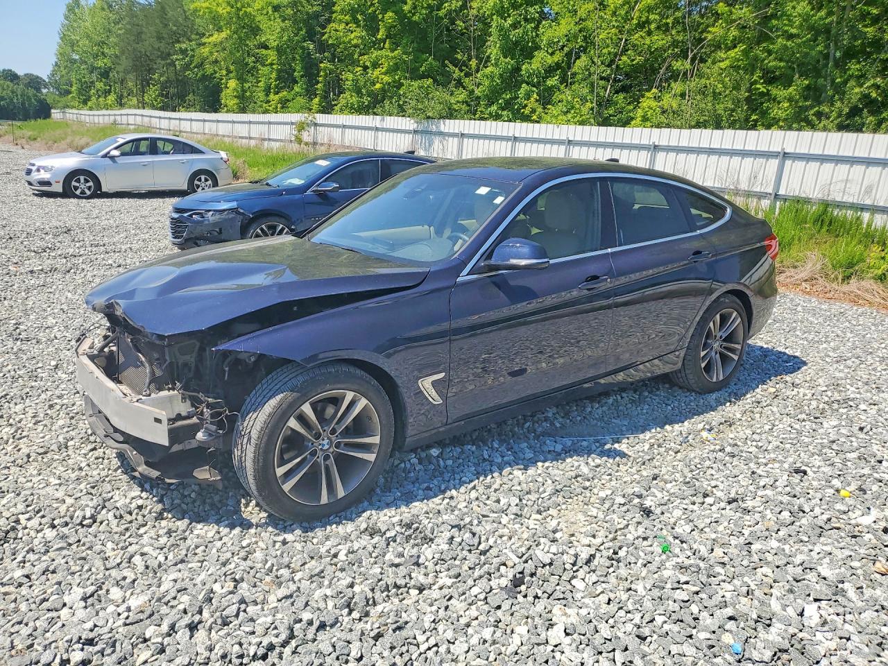 Salvage BMW 3 Series Image