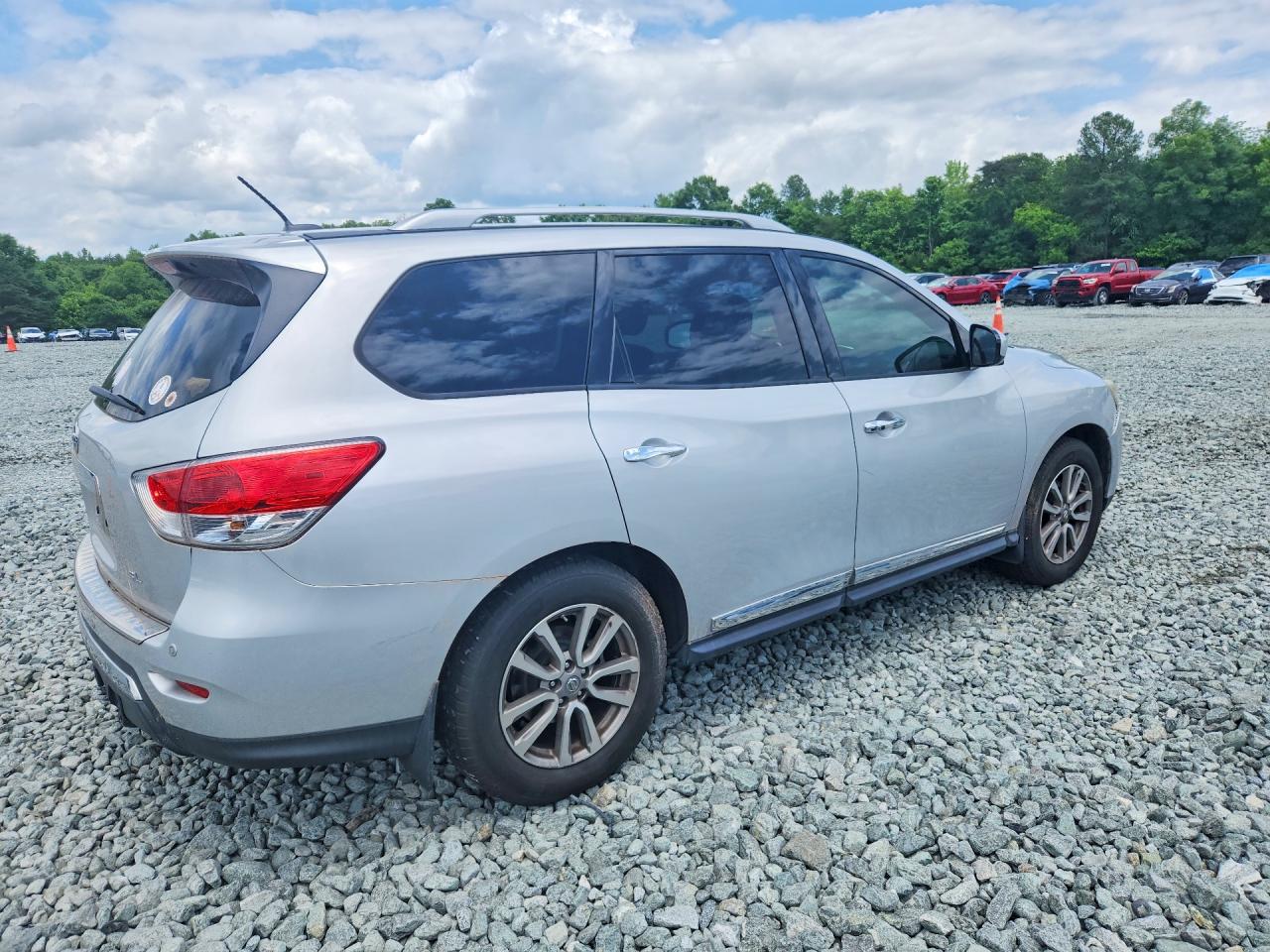 Nissan Pathfinder Sl