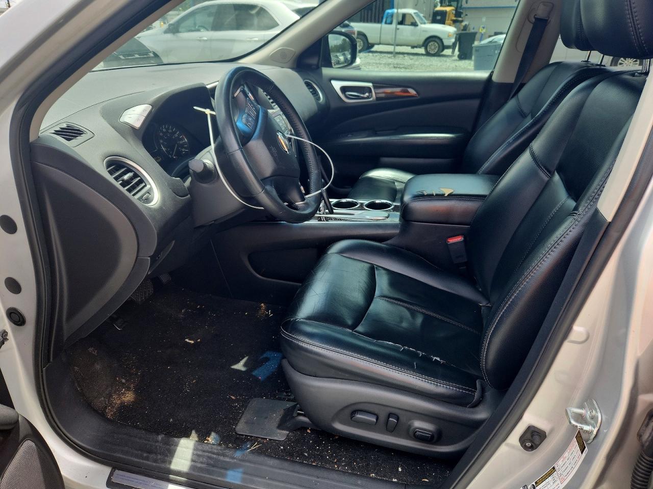 Nissan Pathfinder Sl