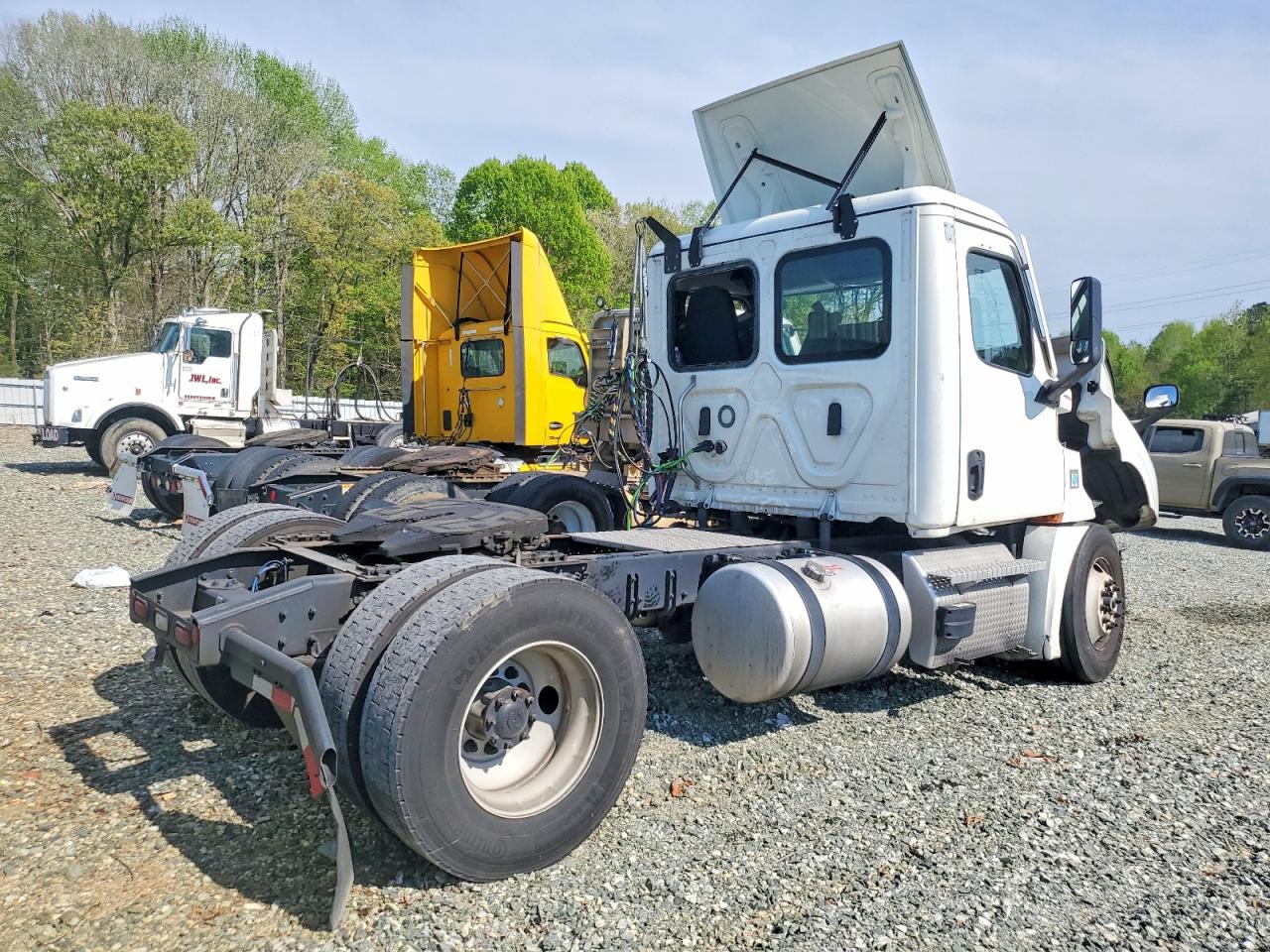 Freightliner Cascadia 126