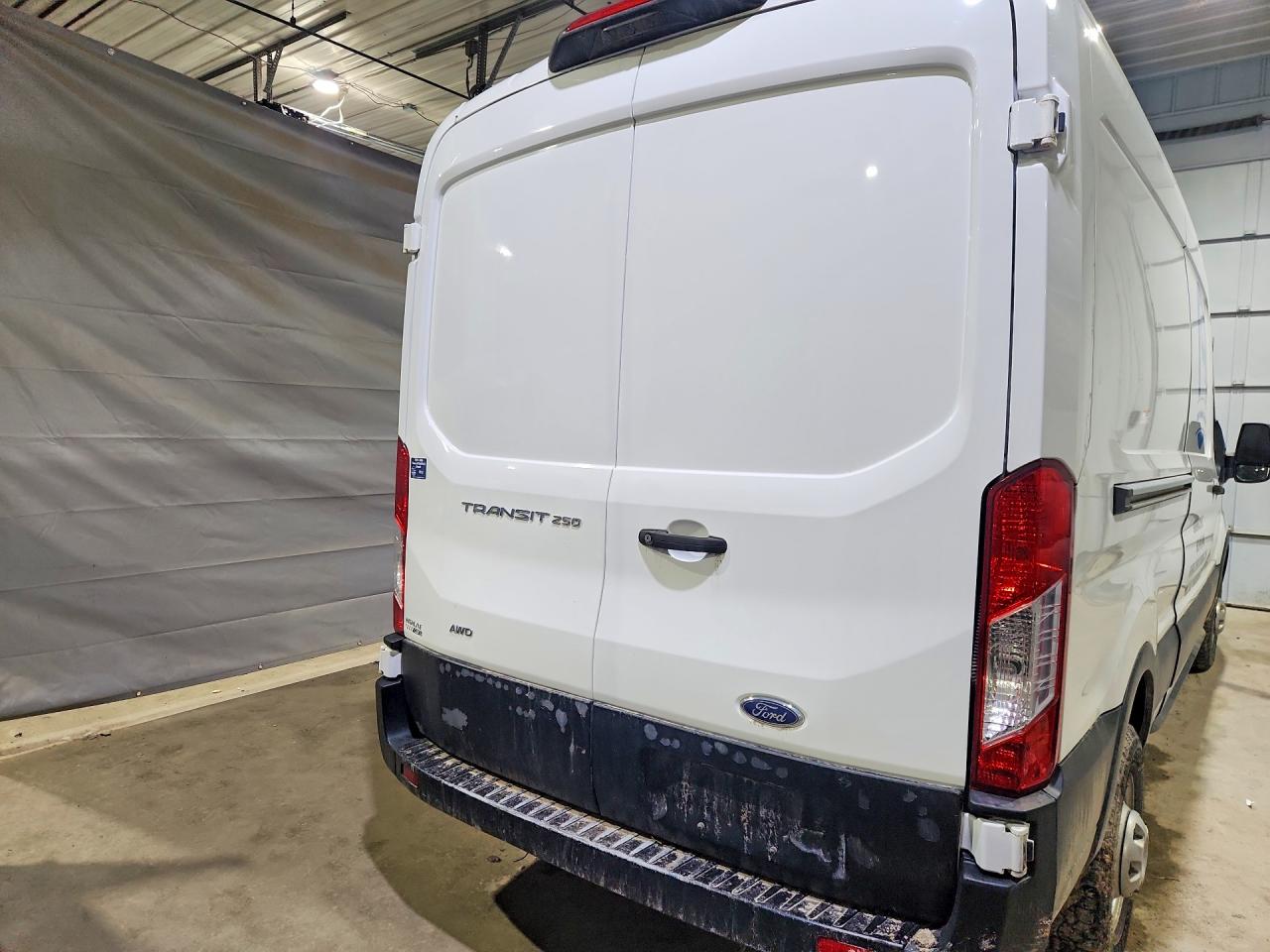 Ford Transit T-250