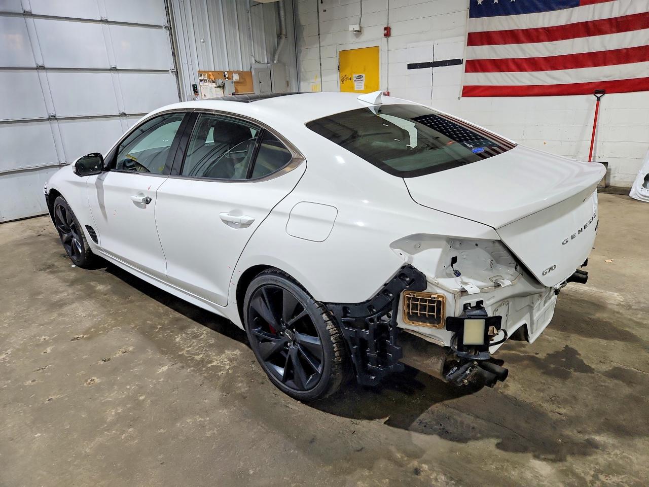 Genesis G70 3.3t S 3.3t Standard