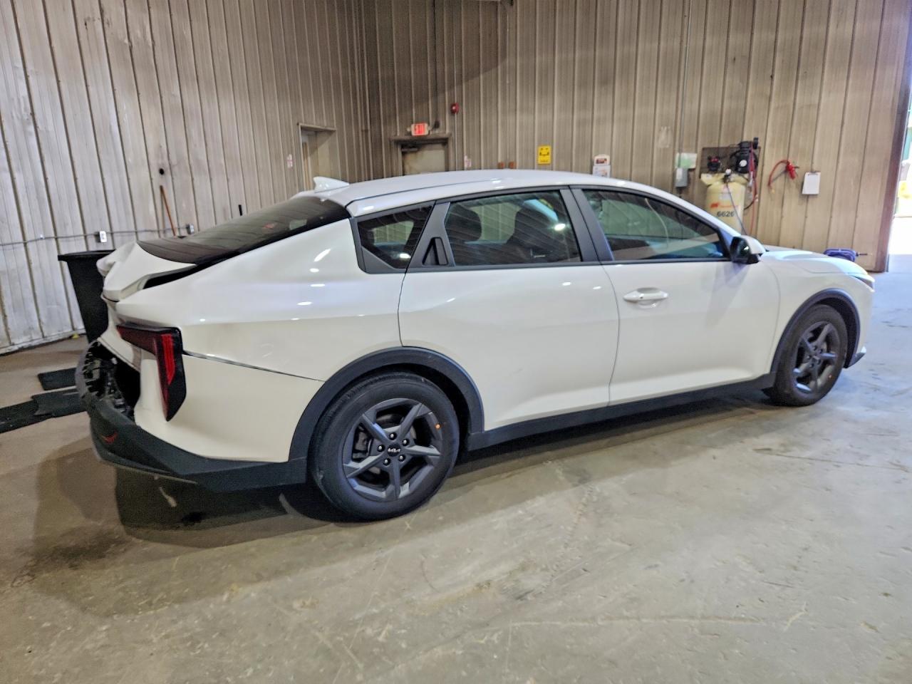Kia K4 Lxs