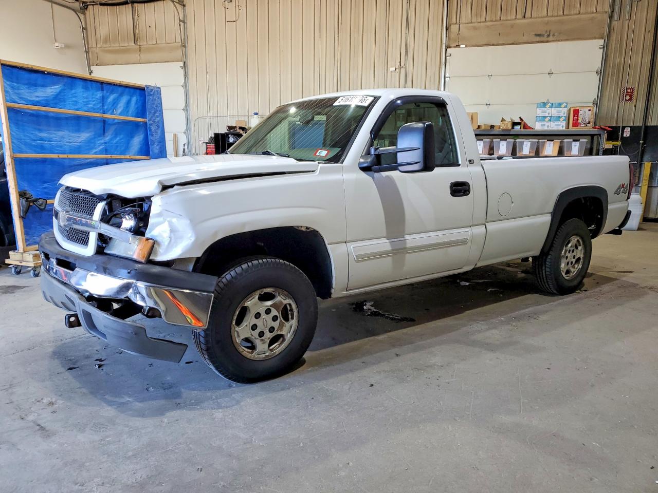 Salvage Chevrolet Silverado Image