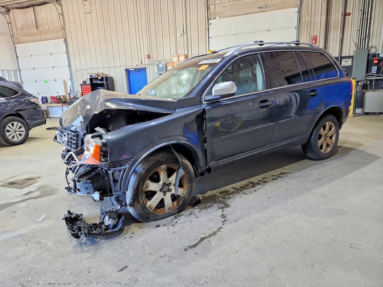 Salvage Volvo XC90 Image