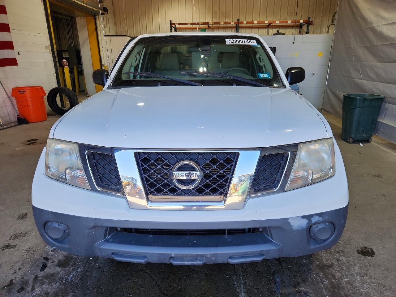 Nissan Frontier S