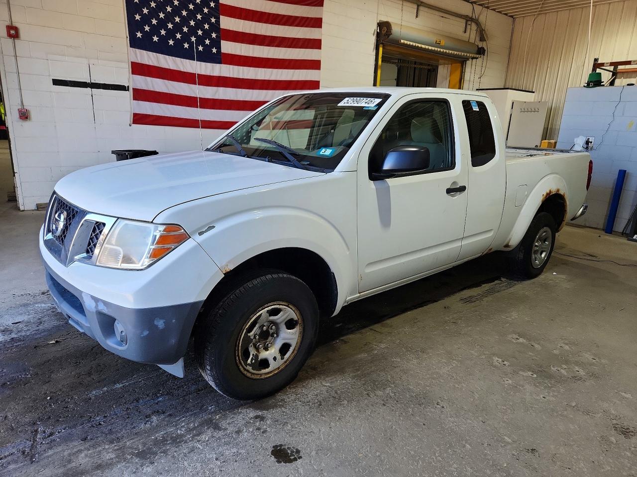 Salvage Nissan Frontier Image