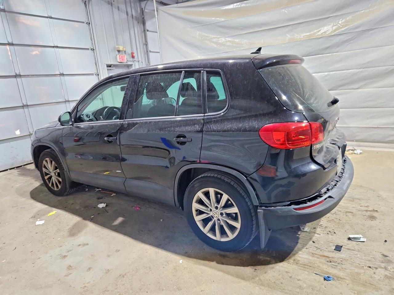 Volkswagen Tiguan S