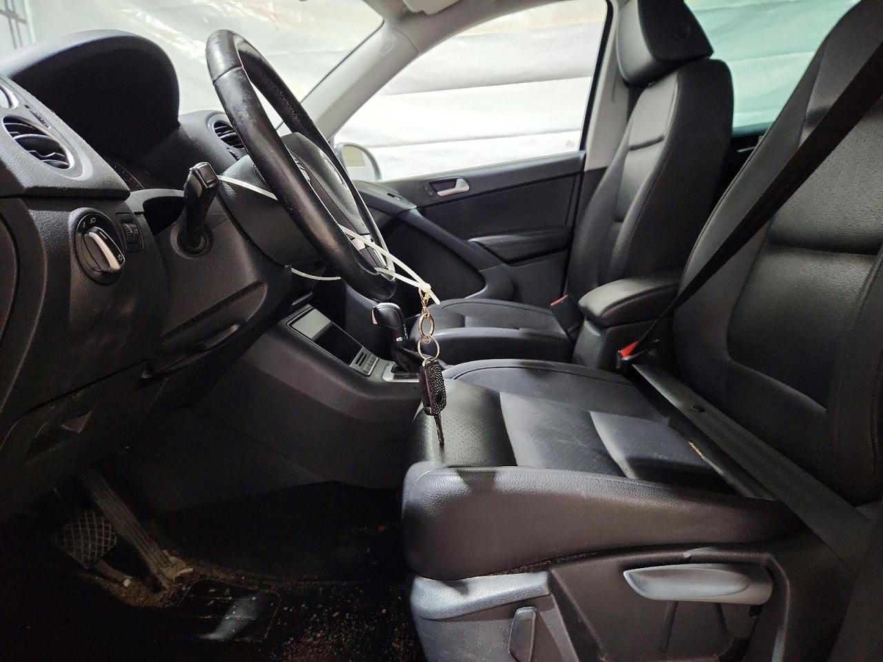 Volkswagen Tiguan S