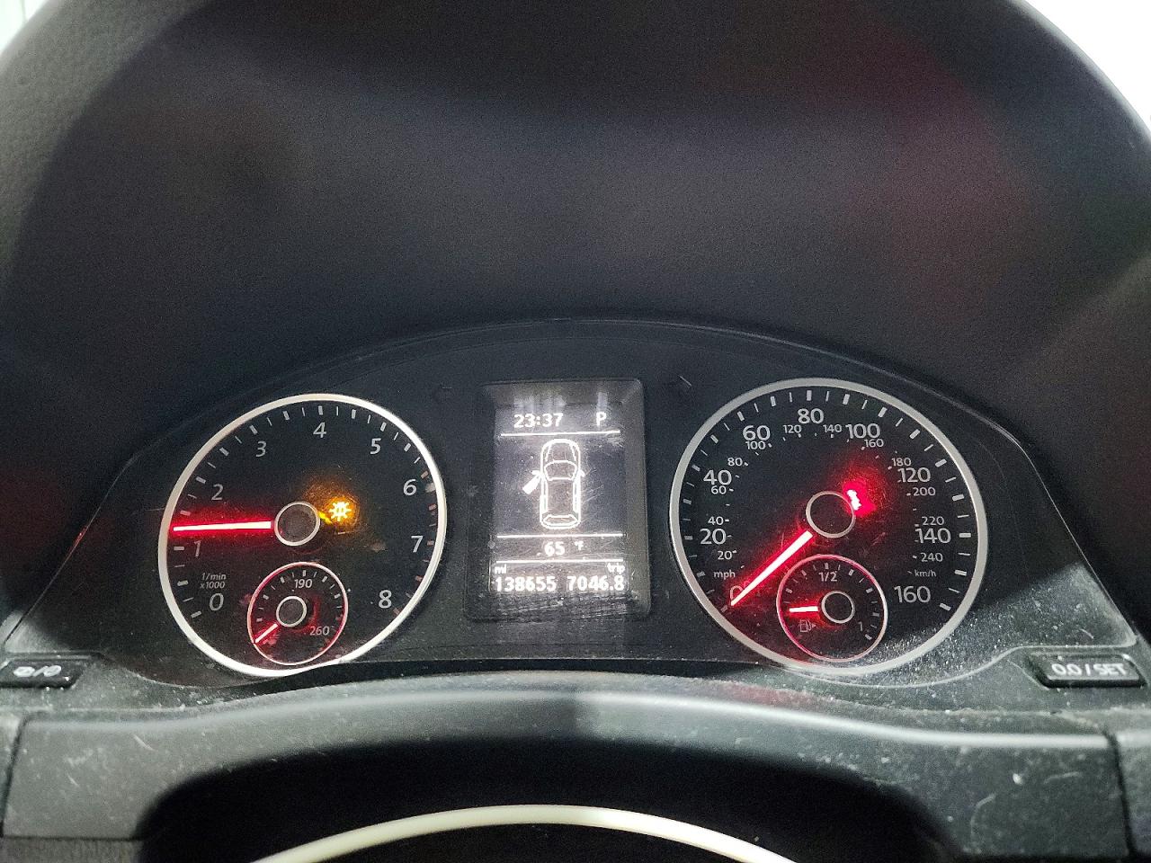 Volkswagen Tiguan S