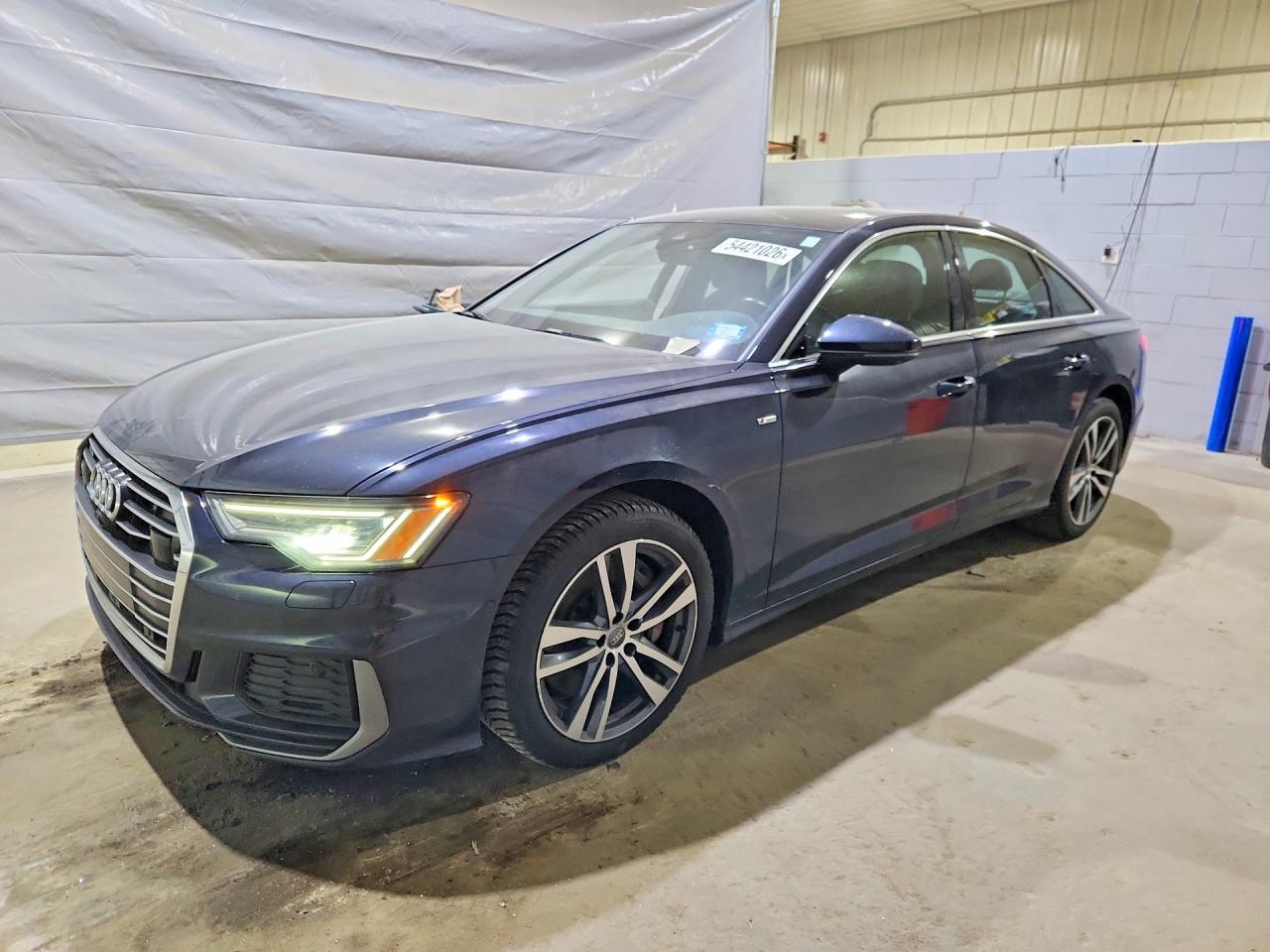 Salvage Audi A6 Image