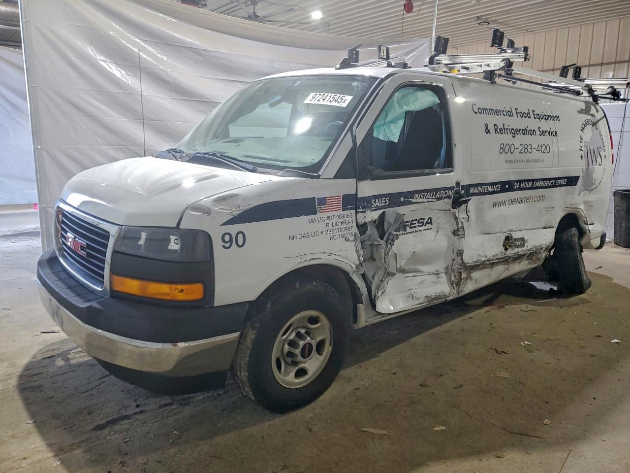 Salvage GMC Savana Image