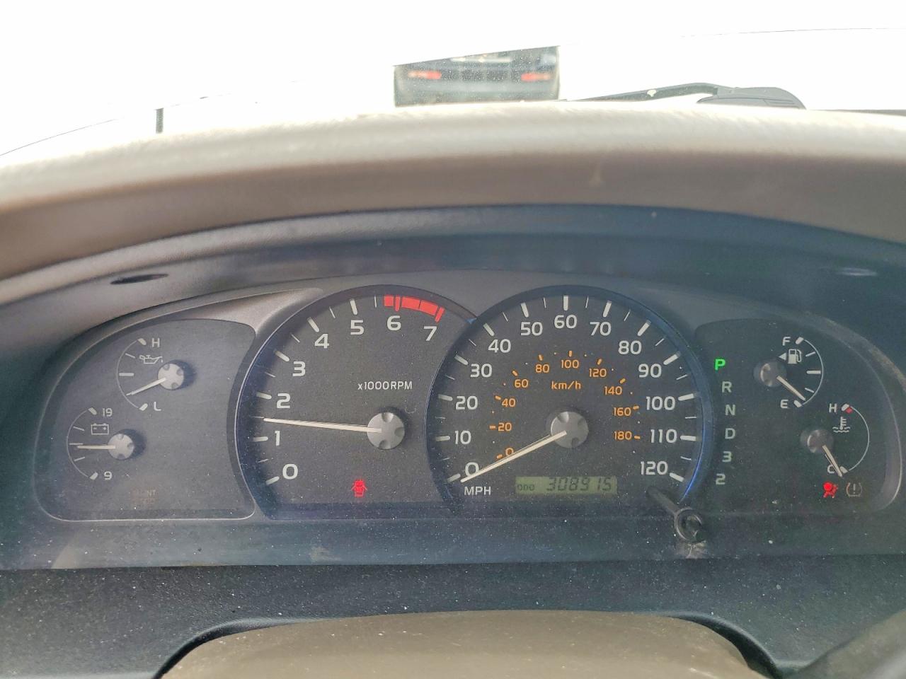 Toyota Sequoia Sr5