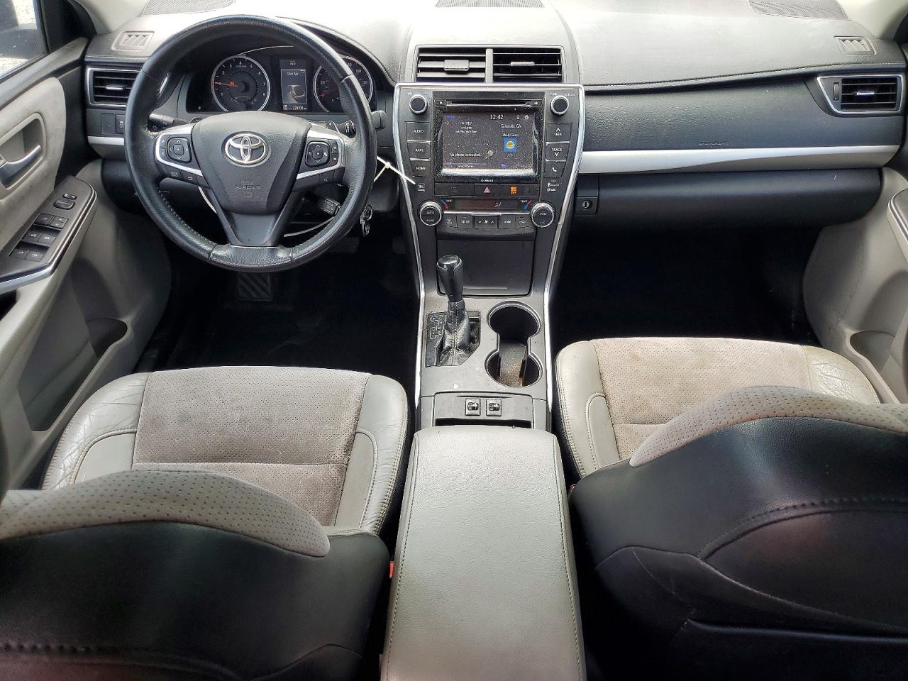 Toyota Camry Xse