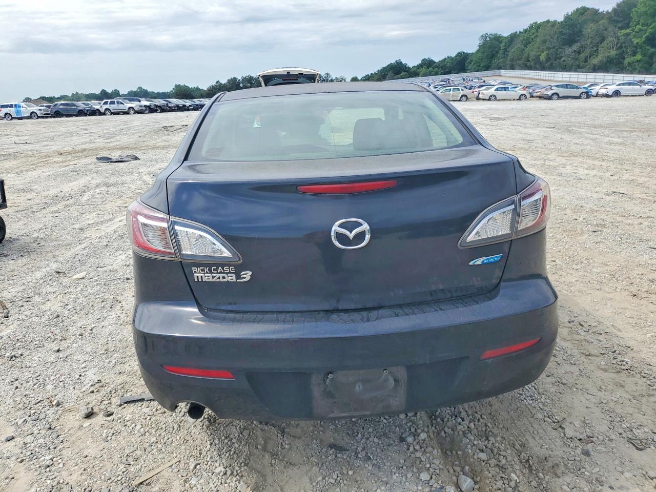Mazda 3 I