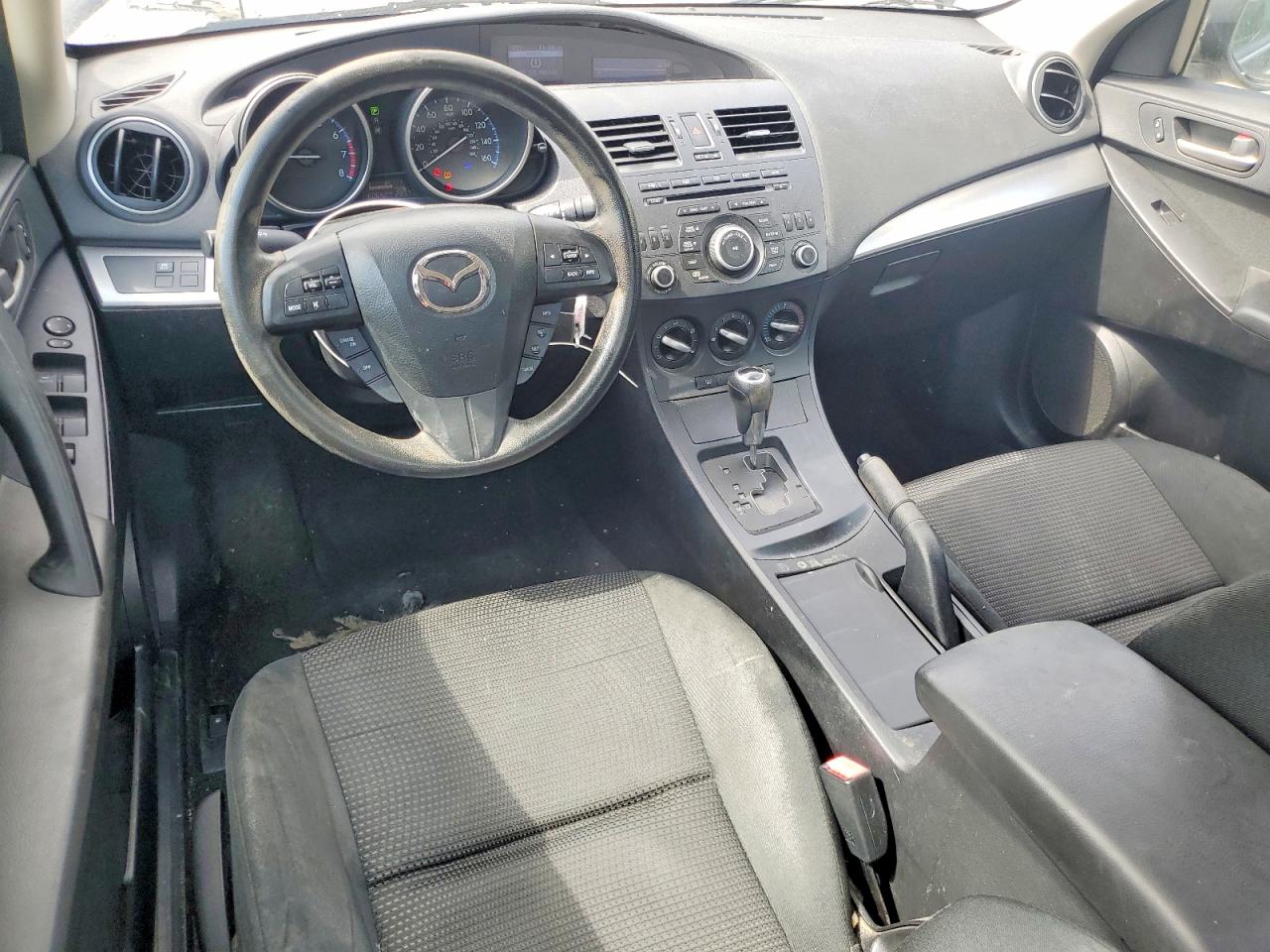 Mazda 3 I