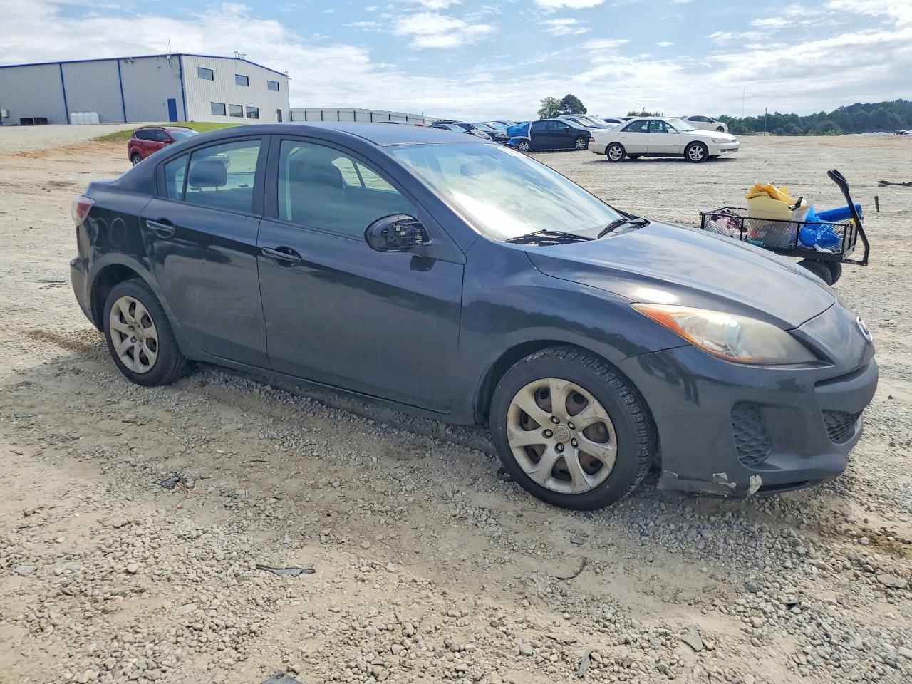 Mazda 3 I