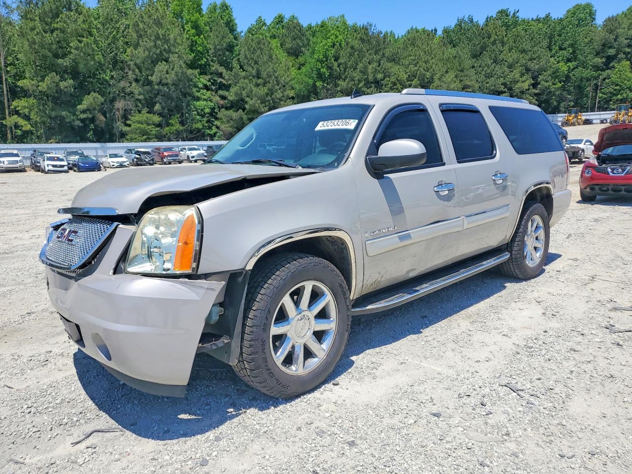 Salvage GMC Yukon Image