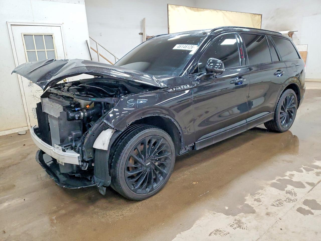 Salvage Lincoln Aviator Image