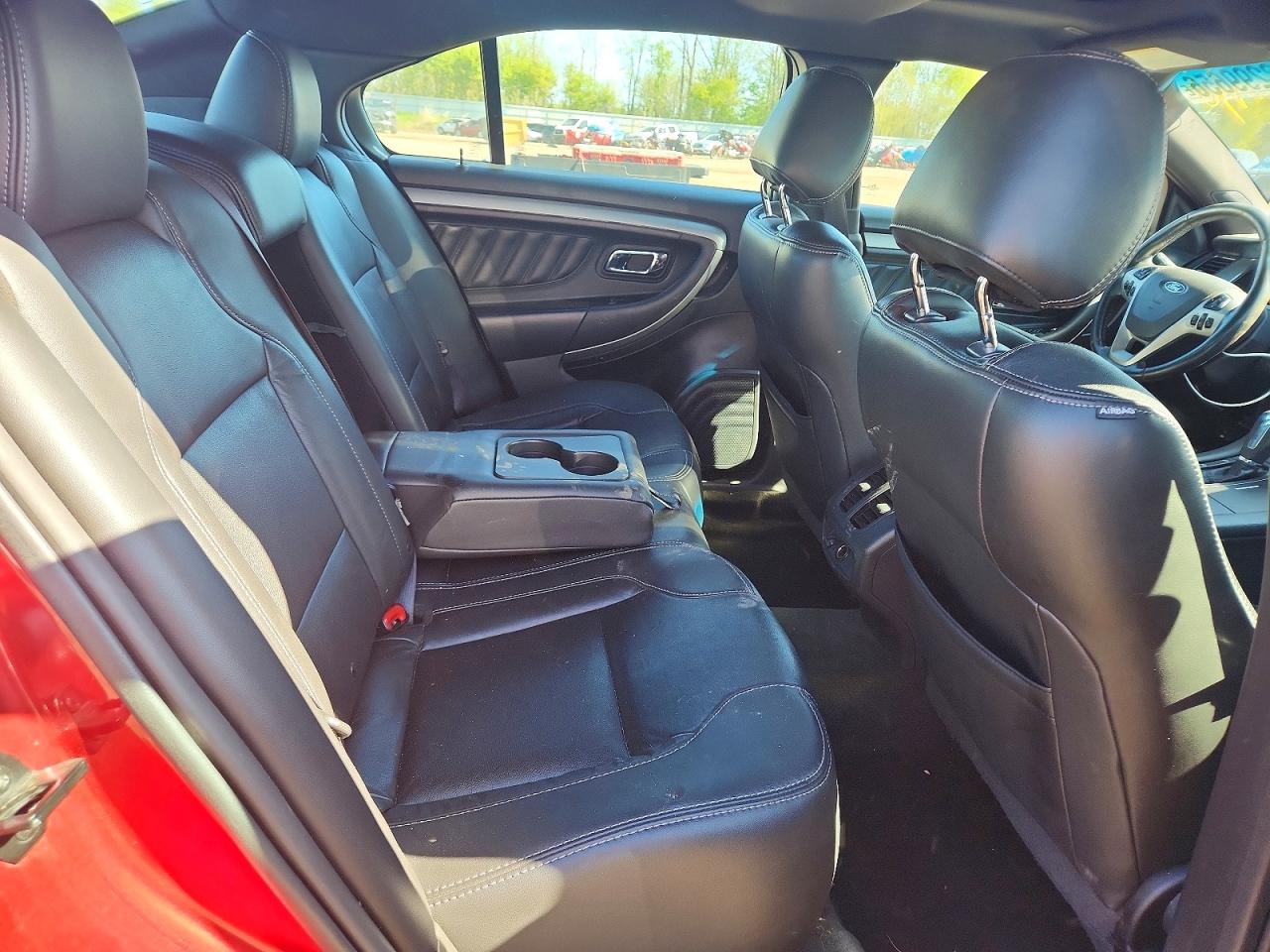 Ford Taurus Sel