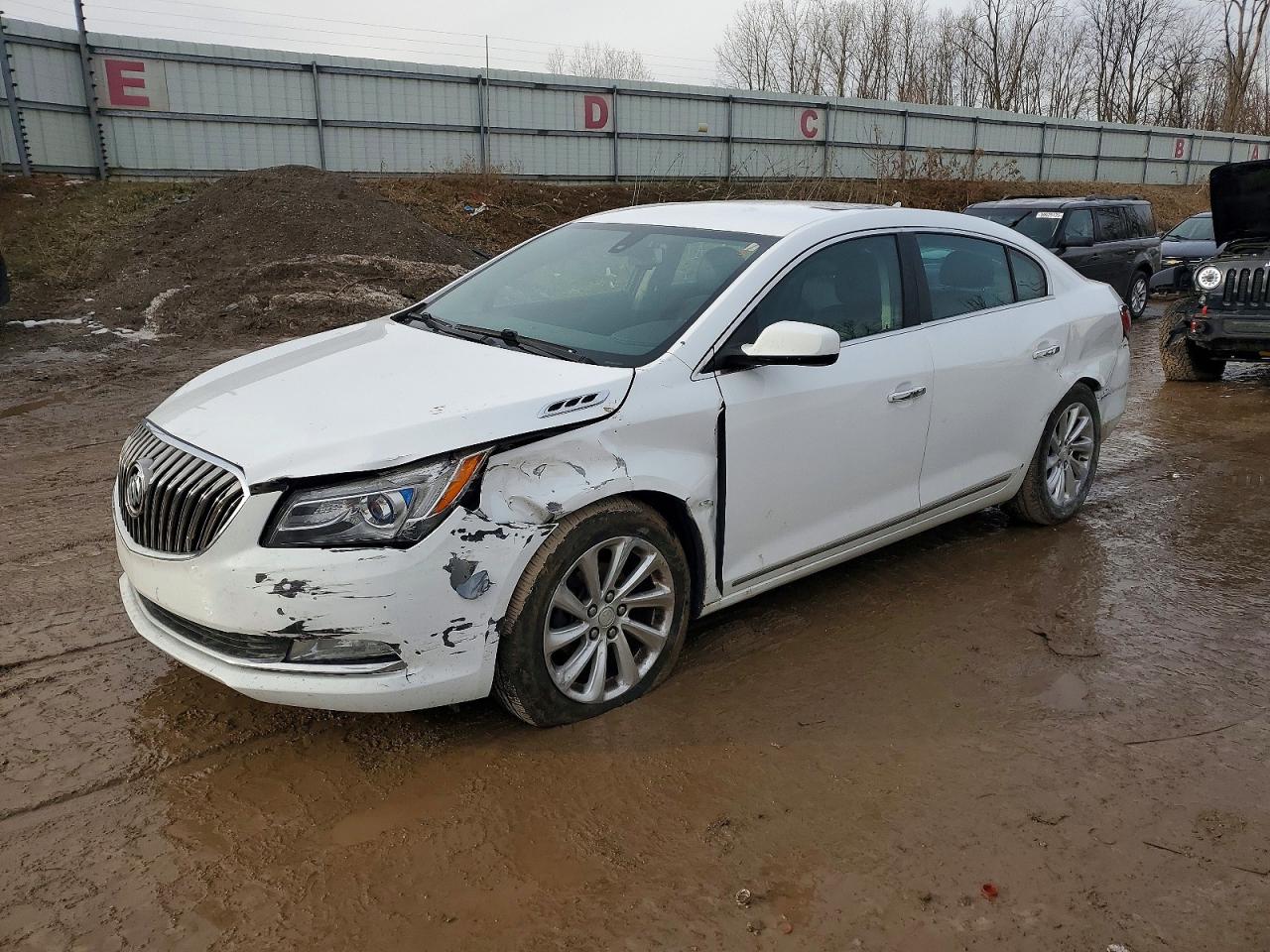 Salvage Buick LaCrosse Image