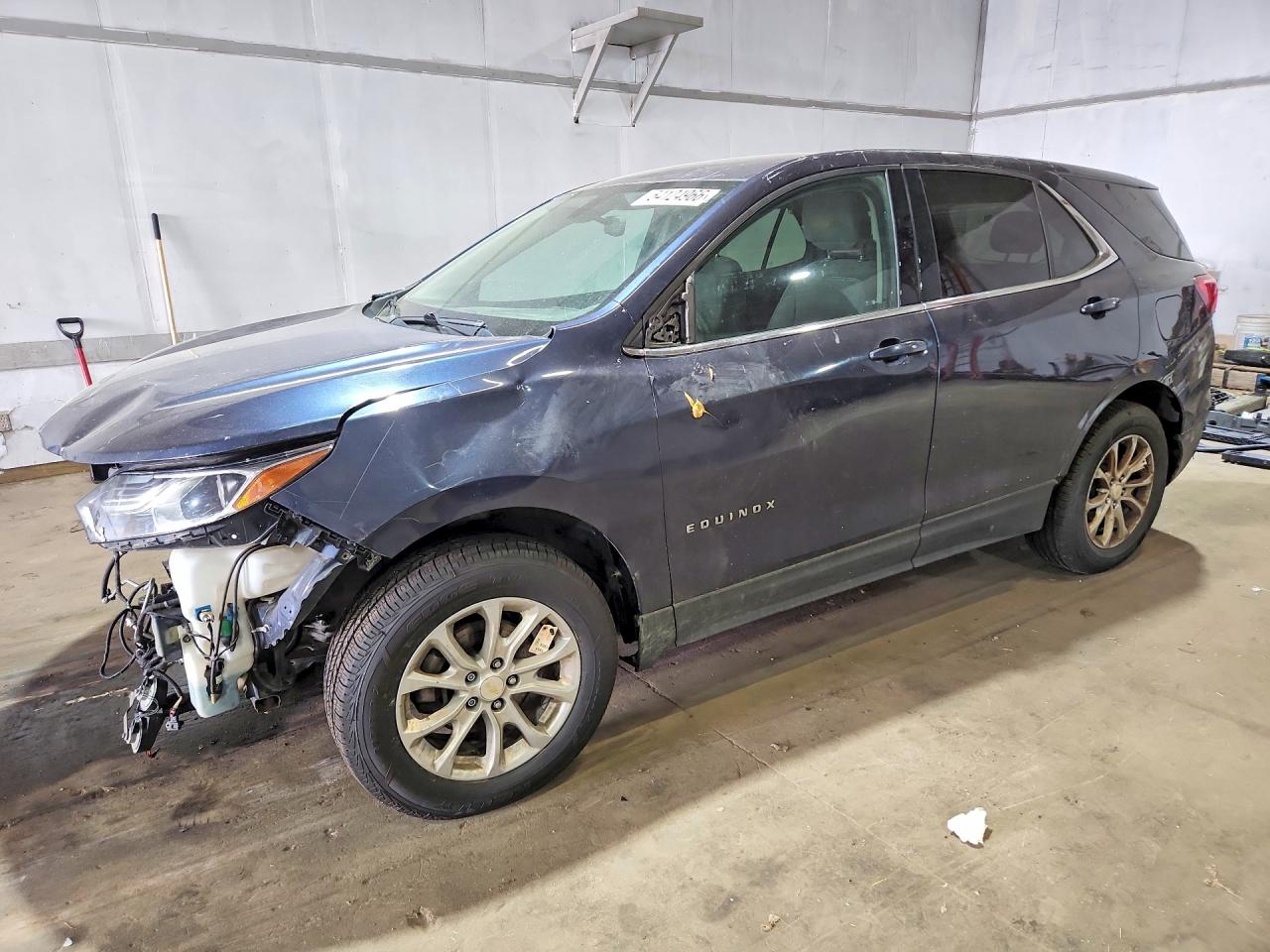 Salvage Chevrolet Equinox Image